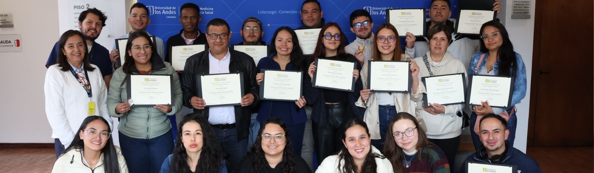 Trabajo en equipo y comunicación asertiva: claves para una atención en salud más humana Trabajo en equipo y comunicación asertiva: claves para una atención en salud más humana