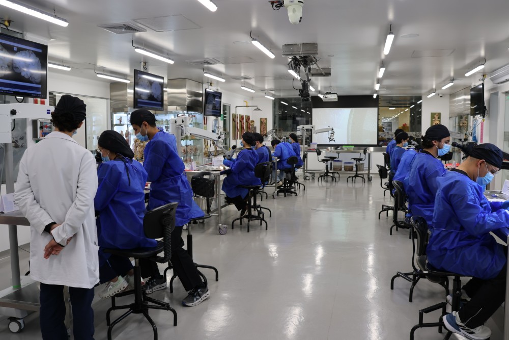 Estudiantes en jornada del curso 