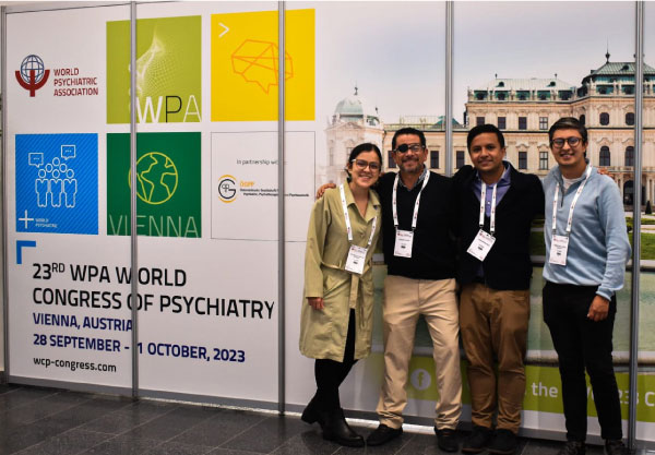 Dra. Ana Belén, Dr. Casas, Dr. Carlos Orjuela, y Sebastián León en el WPA23